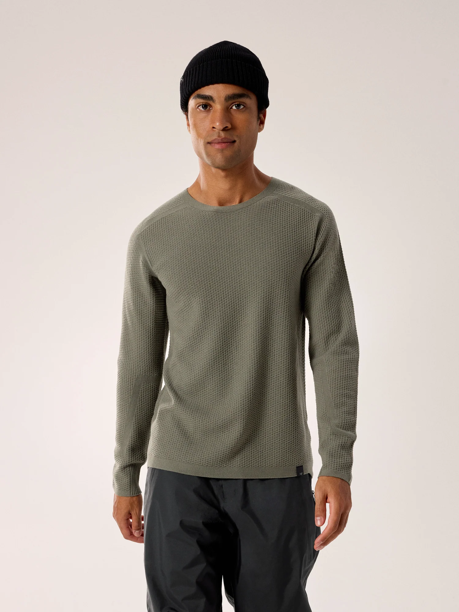 MEN'S SHIRTS & TOPS